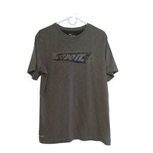 Nike “Just Do It” Dark Olive Green T-Shirt Size Medium